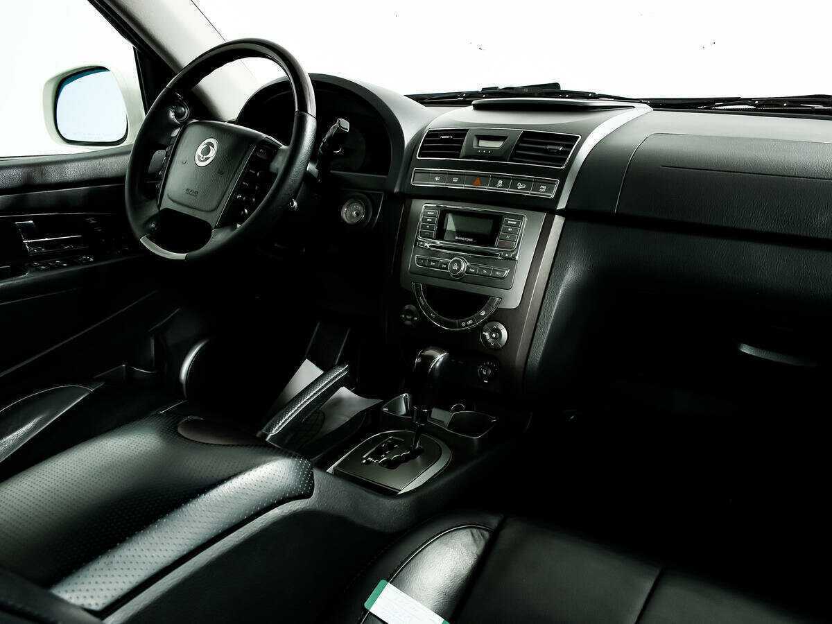 SsangYong Rexton б/у, 2013, Автоматическая. Фото: #8