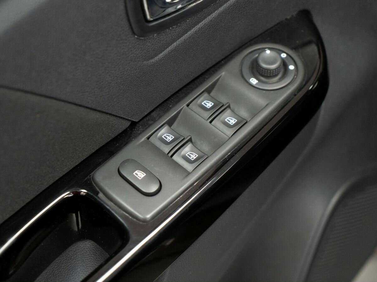 Renault Kaptur б/у, 2017, Механическая. Фото: #12