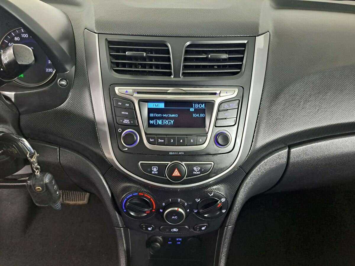 Hyundai Solaris б/у, 2015, Автоматическая. Фото: #12