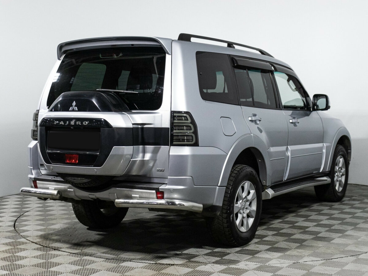 Mitsubishi Pajero б/у, 2015, Автоматическая. Фото: #3