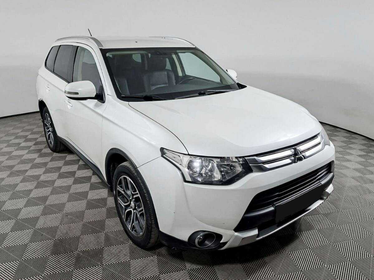 Mitsubishi Outlander б/у, 2014, Вариатор. Фото: #2