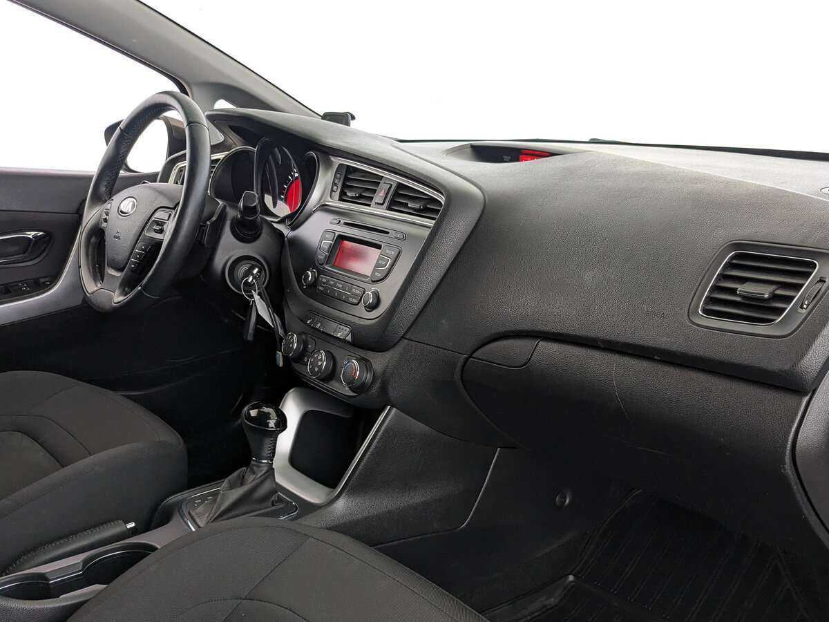 Kia Ceed б/у, 2017, Автоматическая. Фото: #8