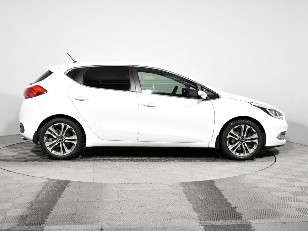Kia Ceed б/у, 2013, Автоматическая. Фото: #3