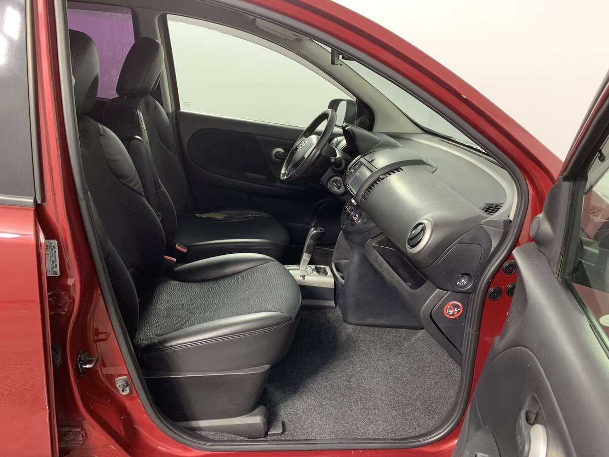 Nissan Note б/у, 2012, Автоматическая. Фото: #13