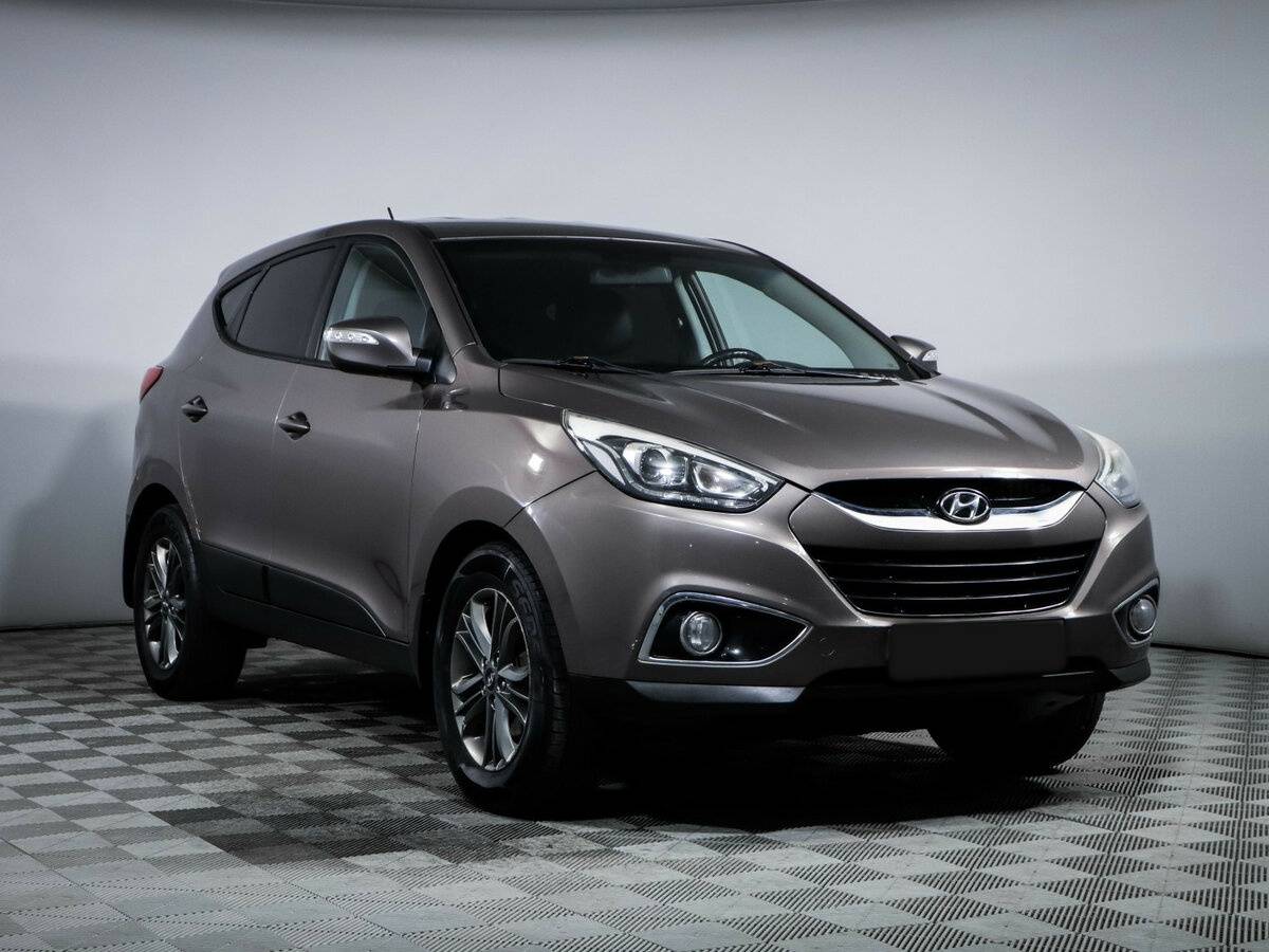 Hyundai ix35 б/у, 2014, Автоматическая. Фото: #2