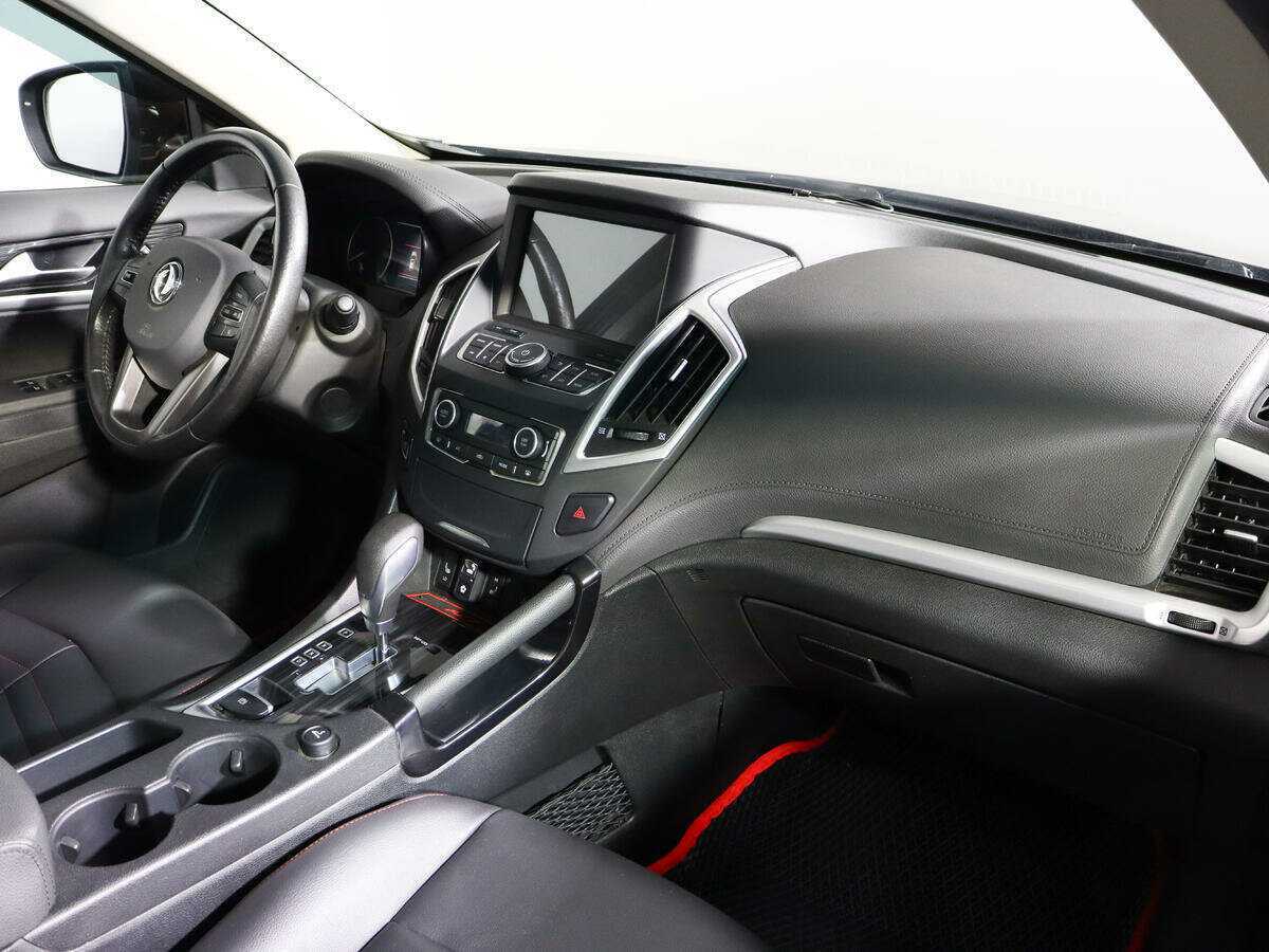 Dongfeng AX7 б/у, 2017, Автоматическая. Фото: #8