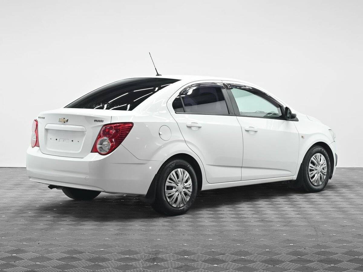 Chevrolet Aveo б/у, 2012, Механическая. Фото: #3