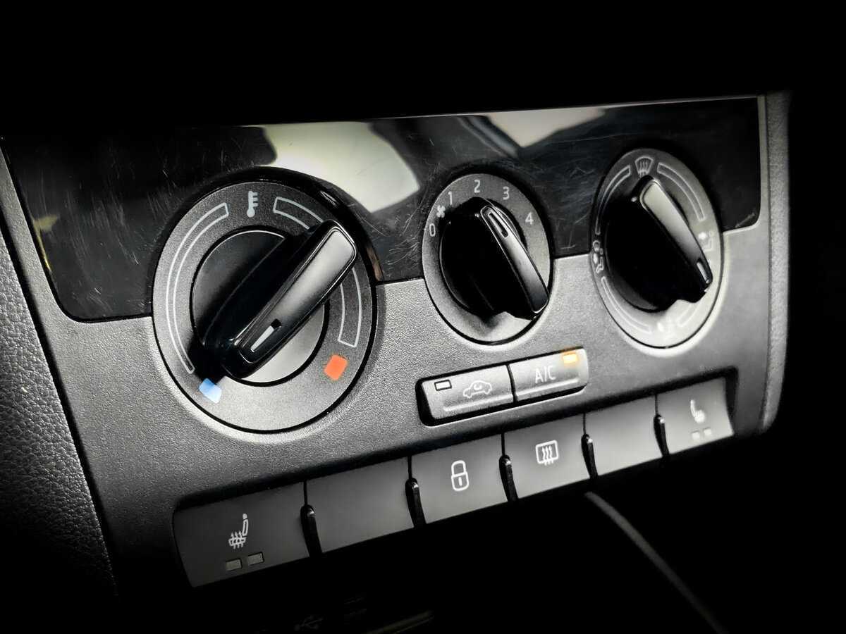 Volkswagen Polo б/у, 2020, Автоматическая. Фото: #20