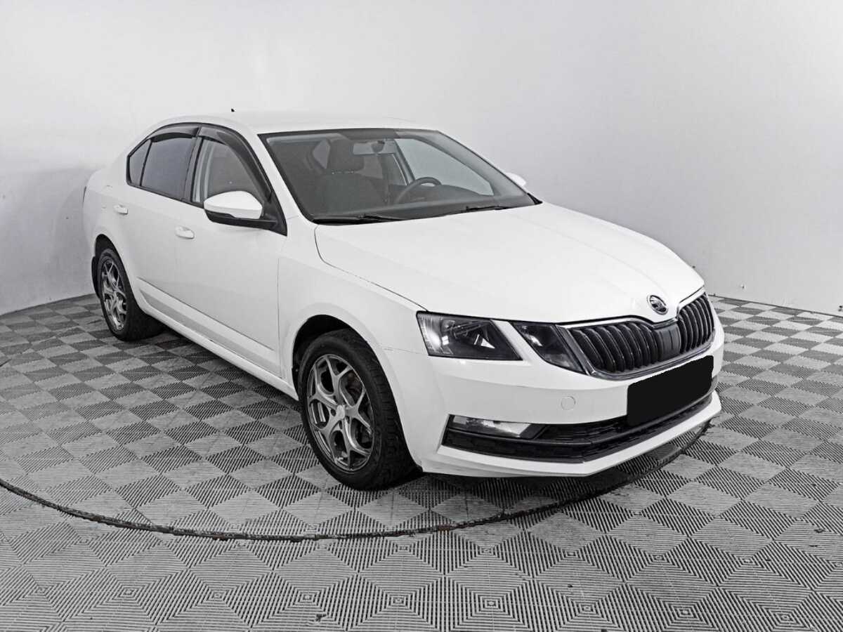 Skoda Octavia б/у, 2019, Механическая. Фото: #2
