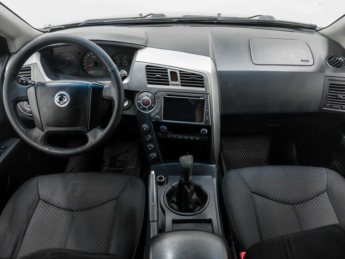 SsangYong Kyron б/у, 2013, Механическая. Фото: #6