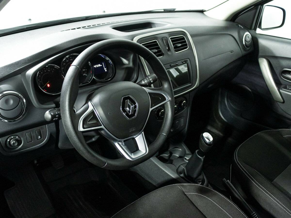 Renault Sandero б/у, 2022, Механическая. Фото: #10