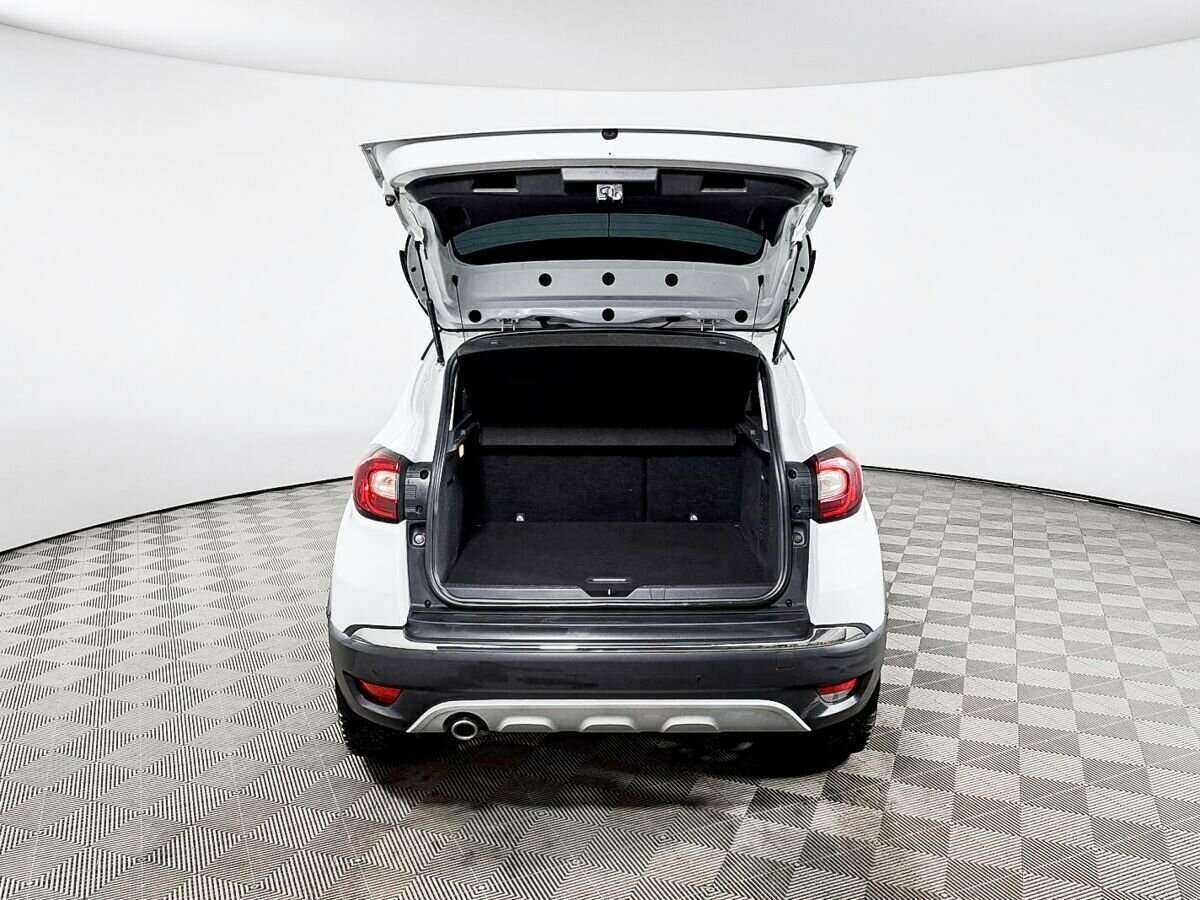 Renault Kaptur б/у, 2017, Механическая. Фото: #9