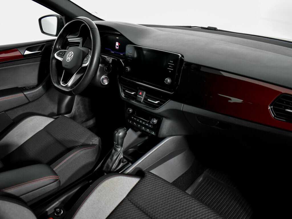 Volkswagen Polo б/у, 2021, Роботизированная. Фото: #10