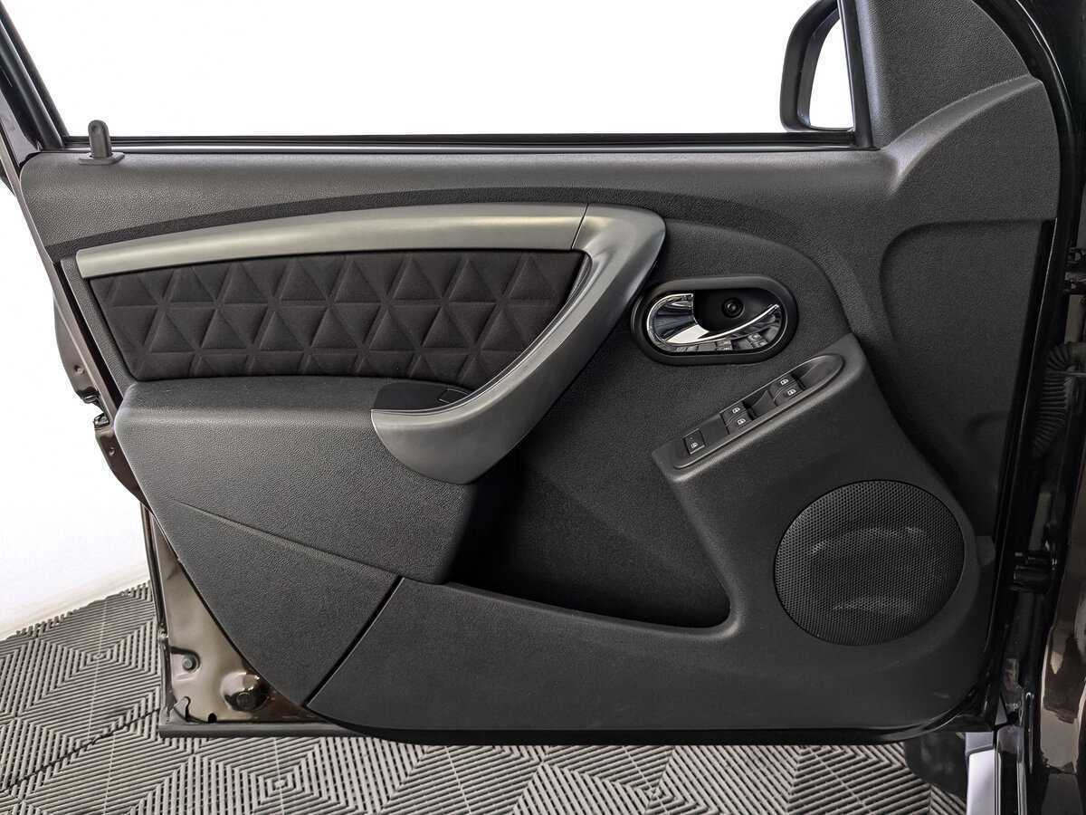 Renault Duster б/у, 2018, Механическая. Фото: #18