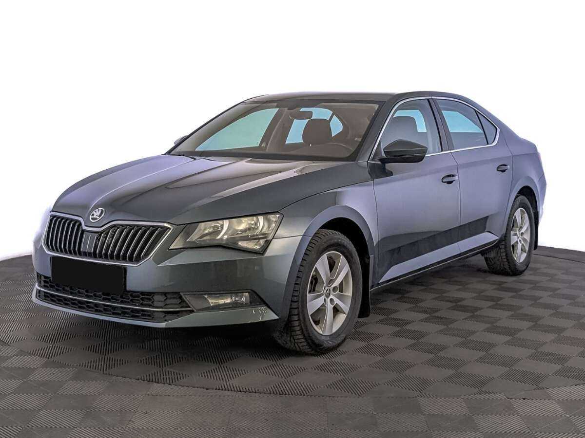 Skoda Superb б/у, 2019, Роботизированная. Фото: #0