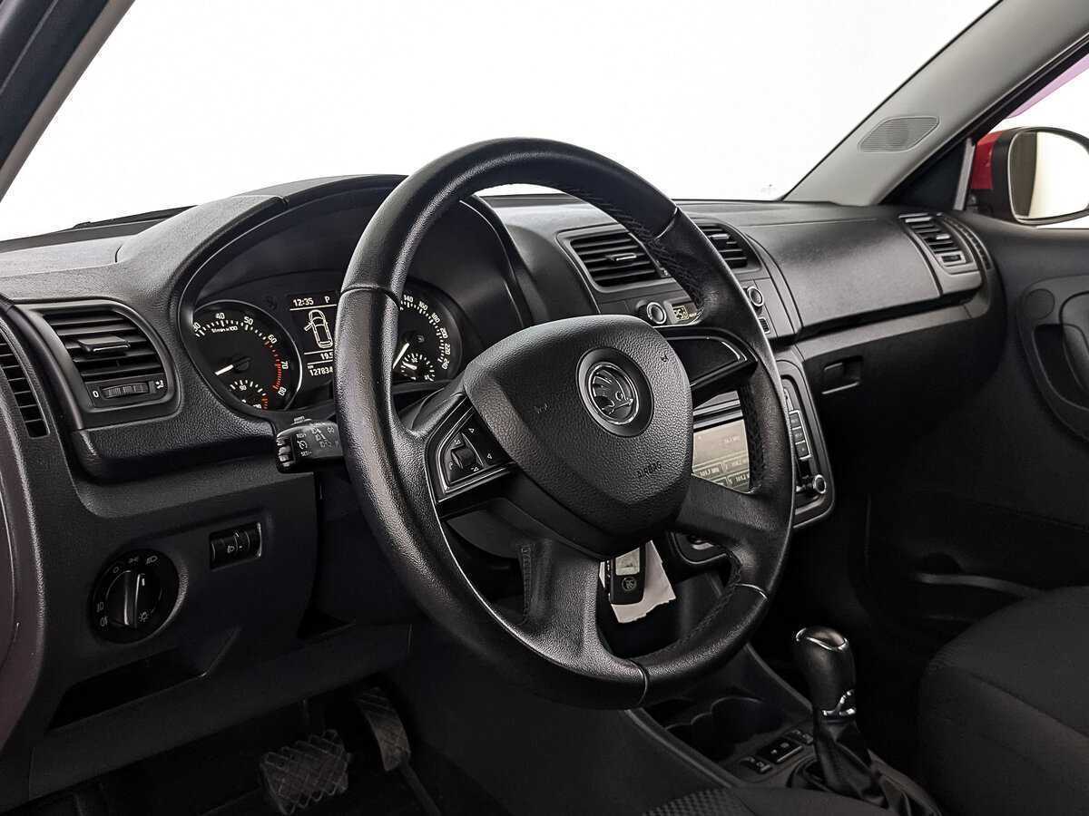 Skoda Fabia б/у, 2013, Автоматическая. Фото: #14