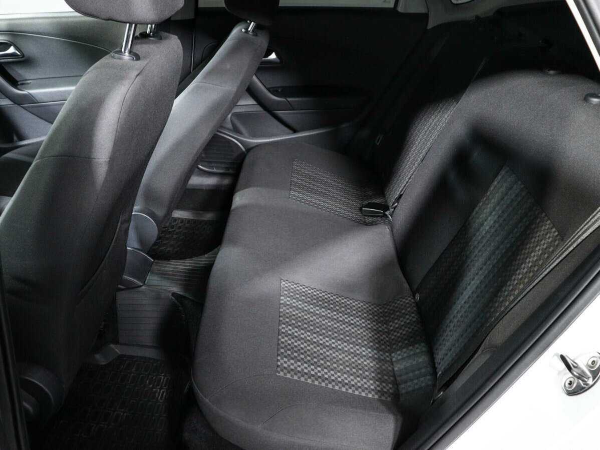 Volkswagen Polo б/у, 2019, Автоматическая. Фото: #7