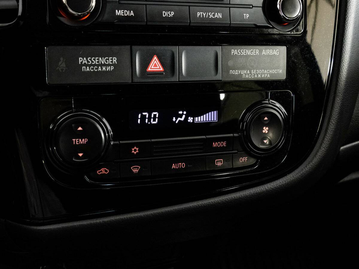 Mitsubishi Outlander б/у, 2018, Вариатор. Фото: #12