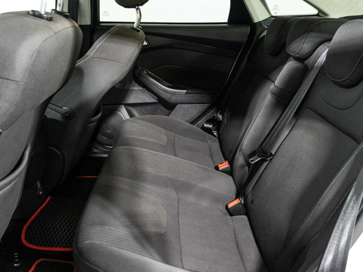 Ford Focus б/у, 2012, Механическая. Фото: #9