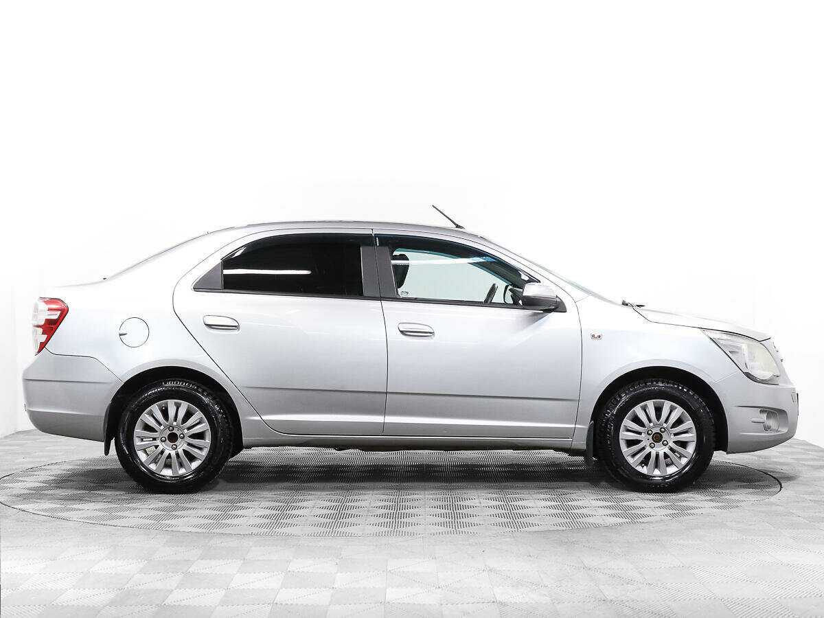 Chevrolet Cobalt б/у, 2013, Механическая. Фото: #2