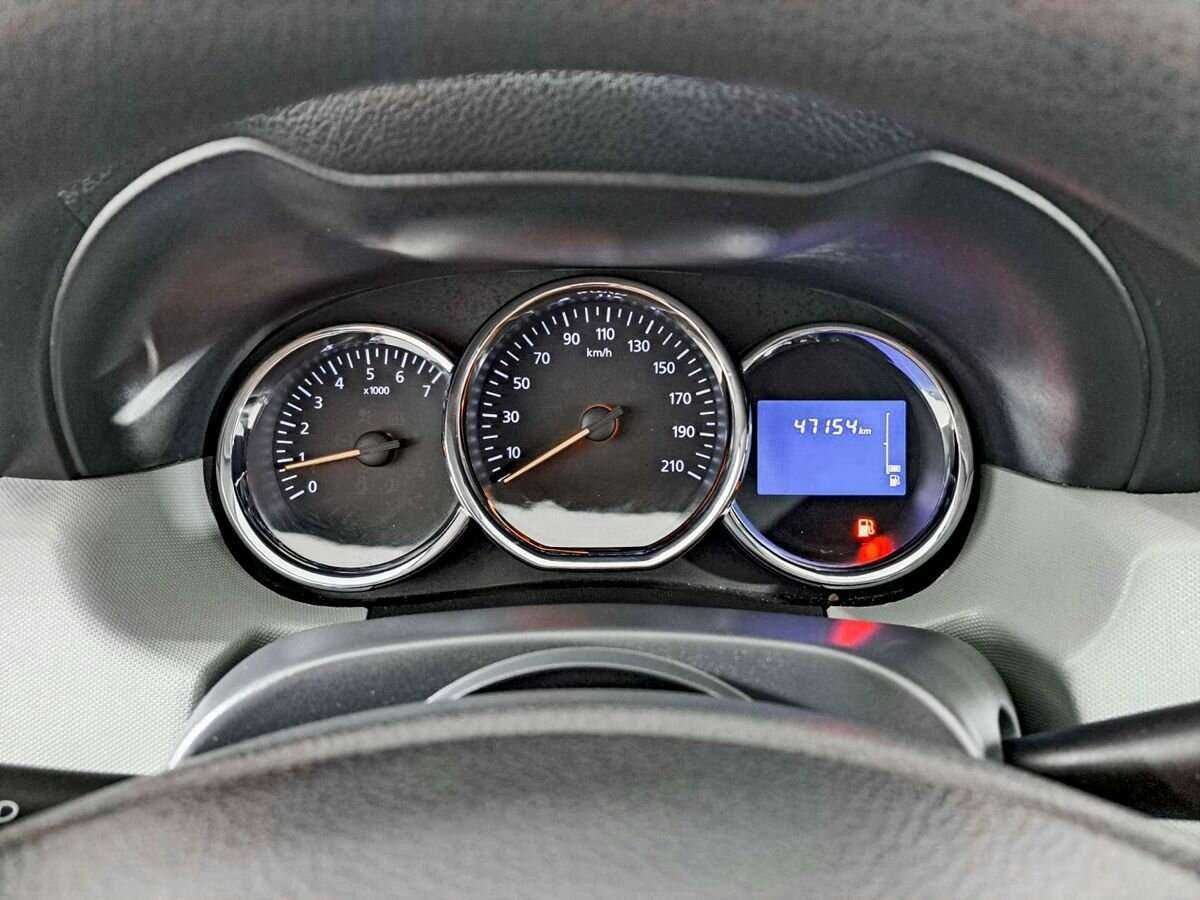 Renault Duster б/у, 2017, Механическая. Фото: #10