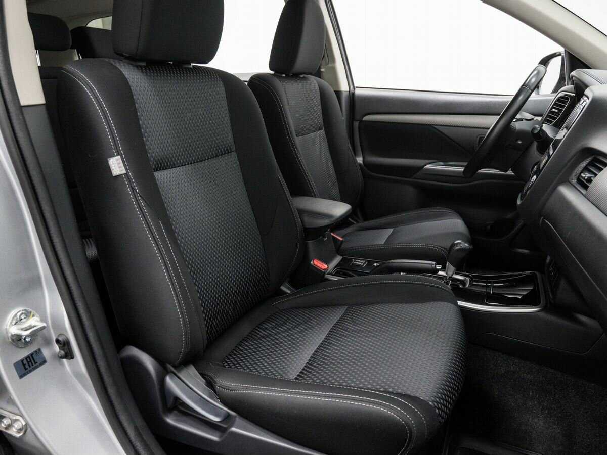 Mitsubishi Outlander б/у, 2018, Вариатор. Фото: #8