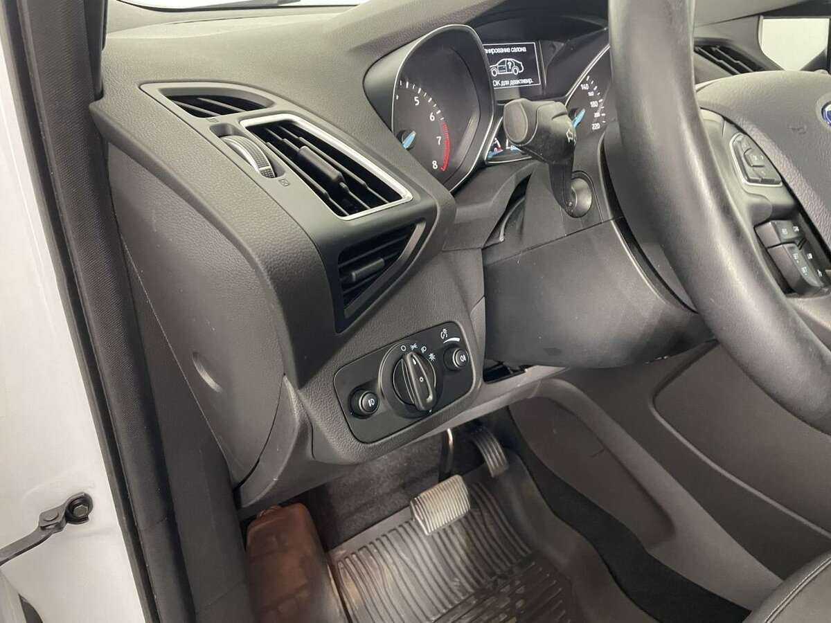 Ford Kuga б/у, 2017, Автоматическая. Фото: #6