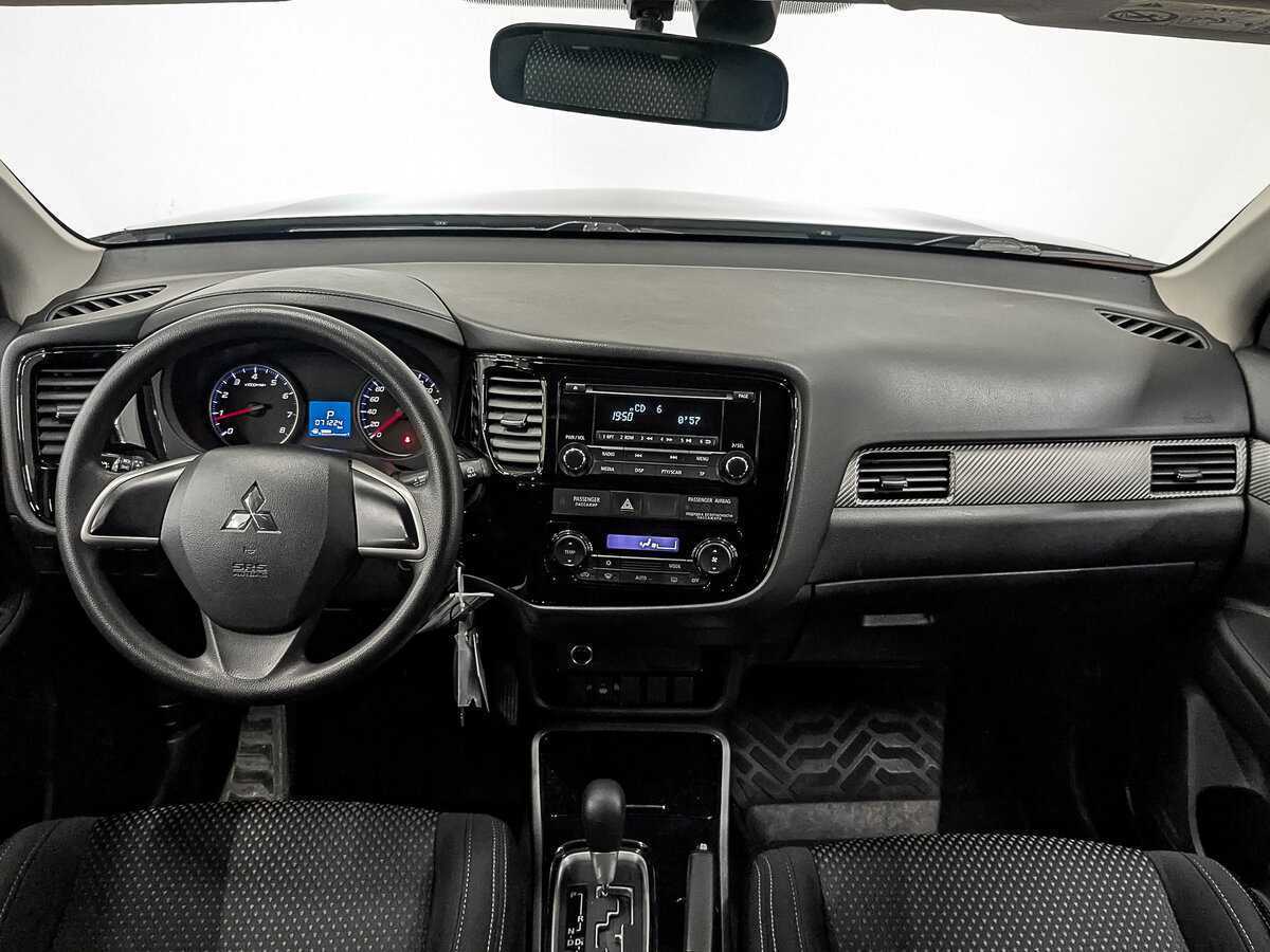 Mitsubishi Outlander б/у, 2018, Вариатор. Фото: #12