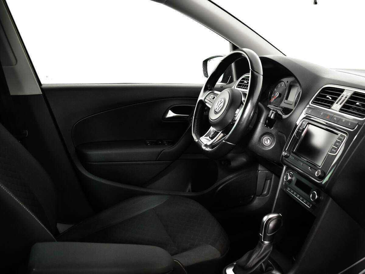 Volkswagen Polo б/у, 2018, Автоматическая. Фото: #8
