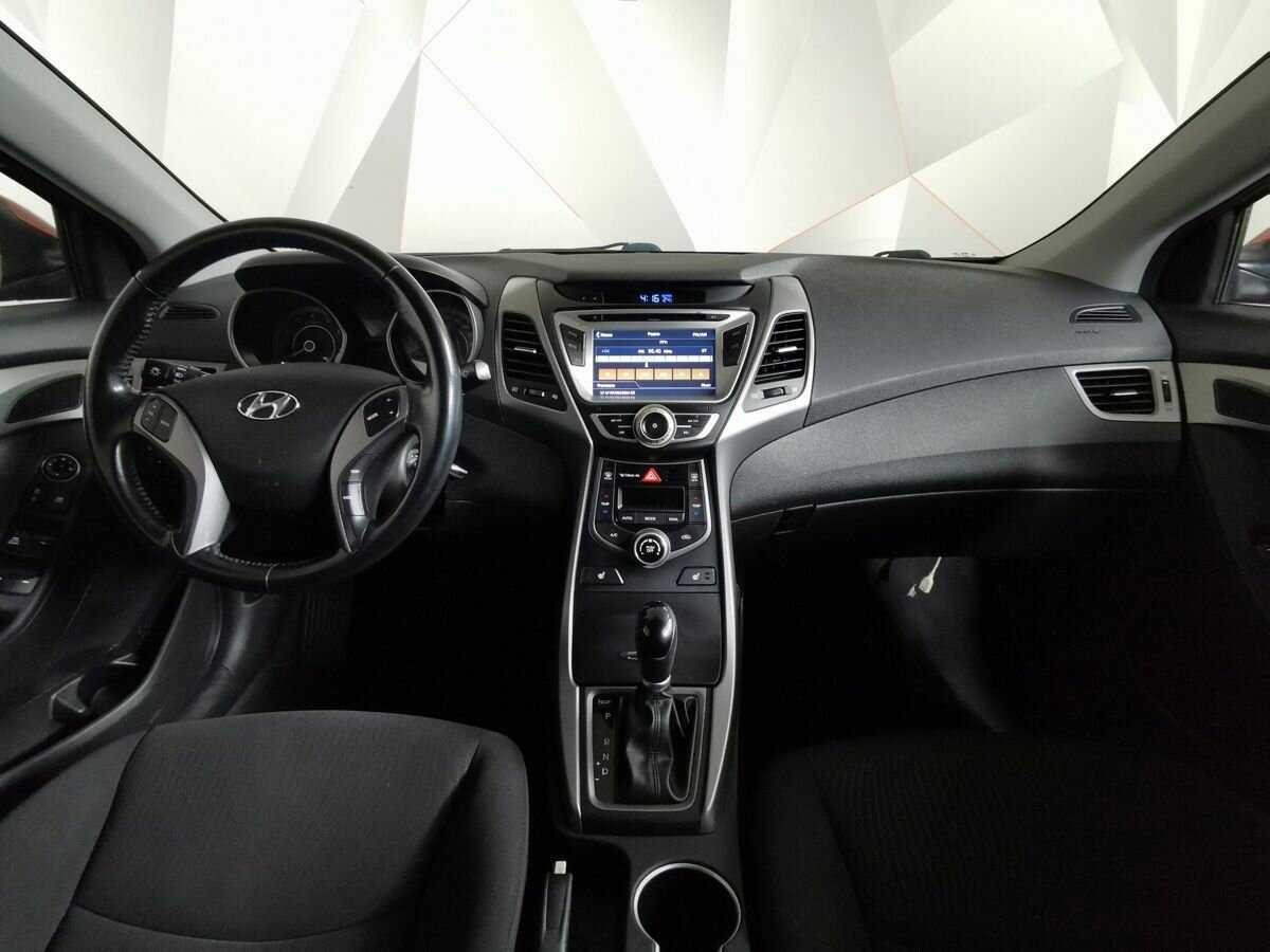 Hyundai Elantra б/у, 2015, Автоматическая. Фото: #9