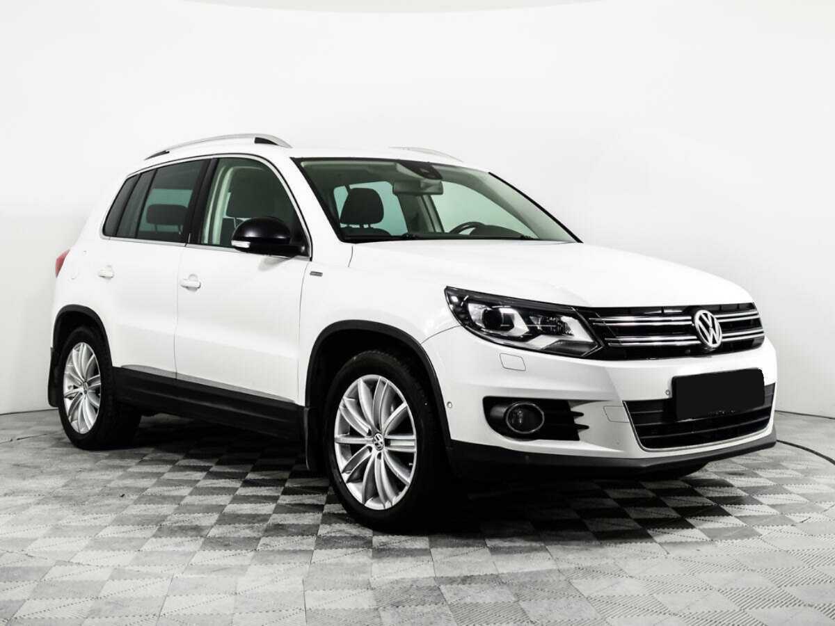 Volkswagen Tiguan б/у, 2013, Автоматическая. Фото: #2