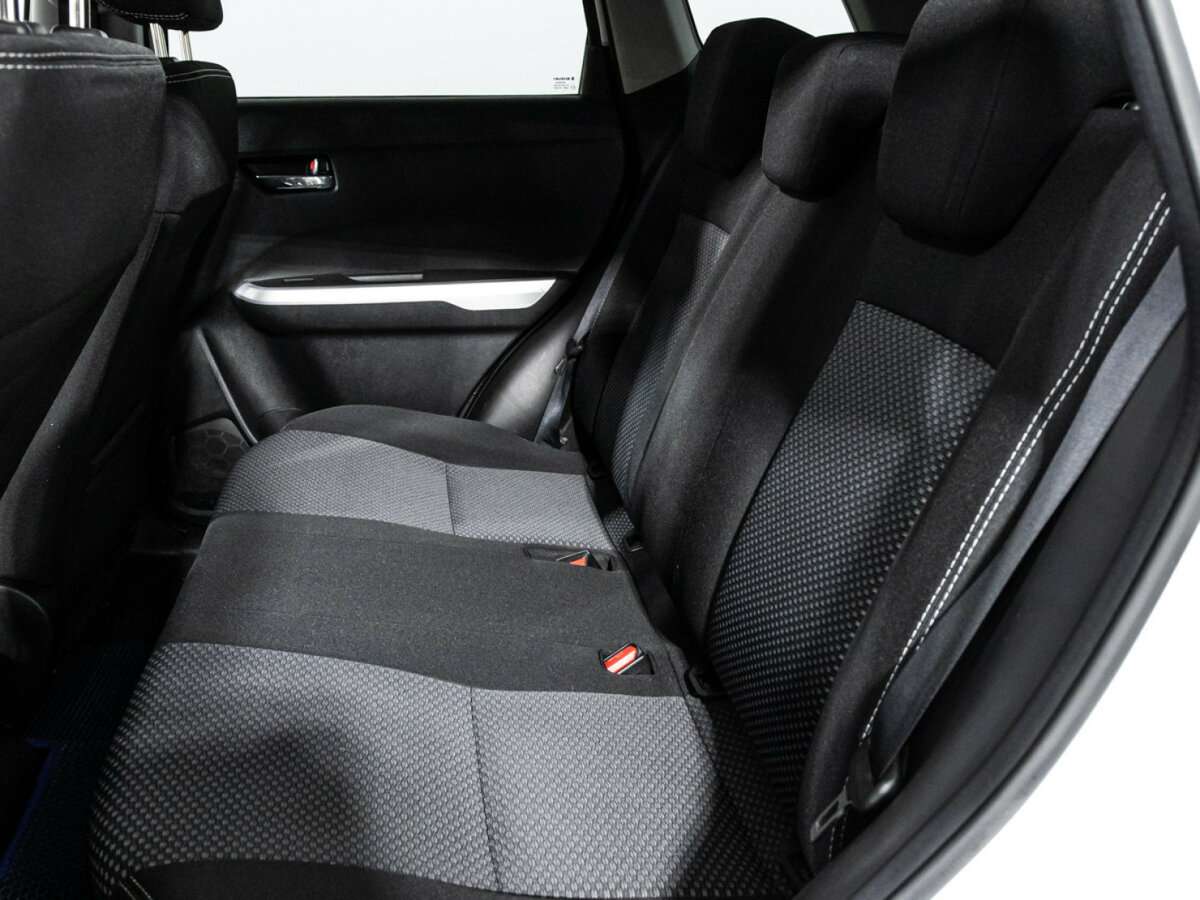 Suzuki Vitara б/у, 2016, Механическая. Фото: #9