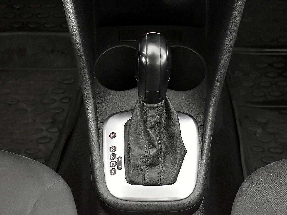 Volkswagen Polo б/у, 2014, Автоматическая. Фото: #11