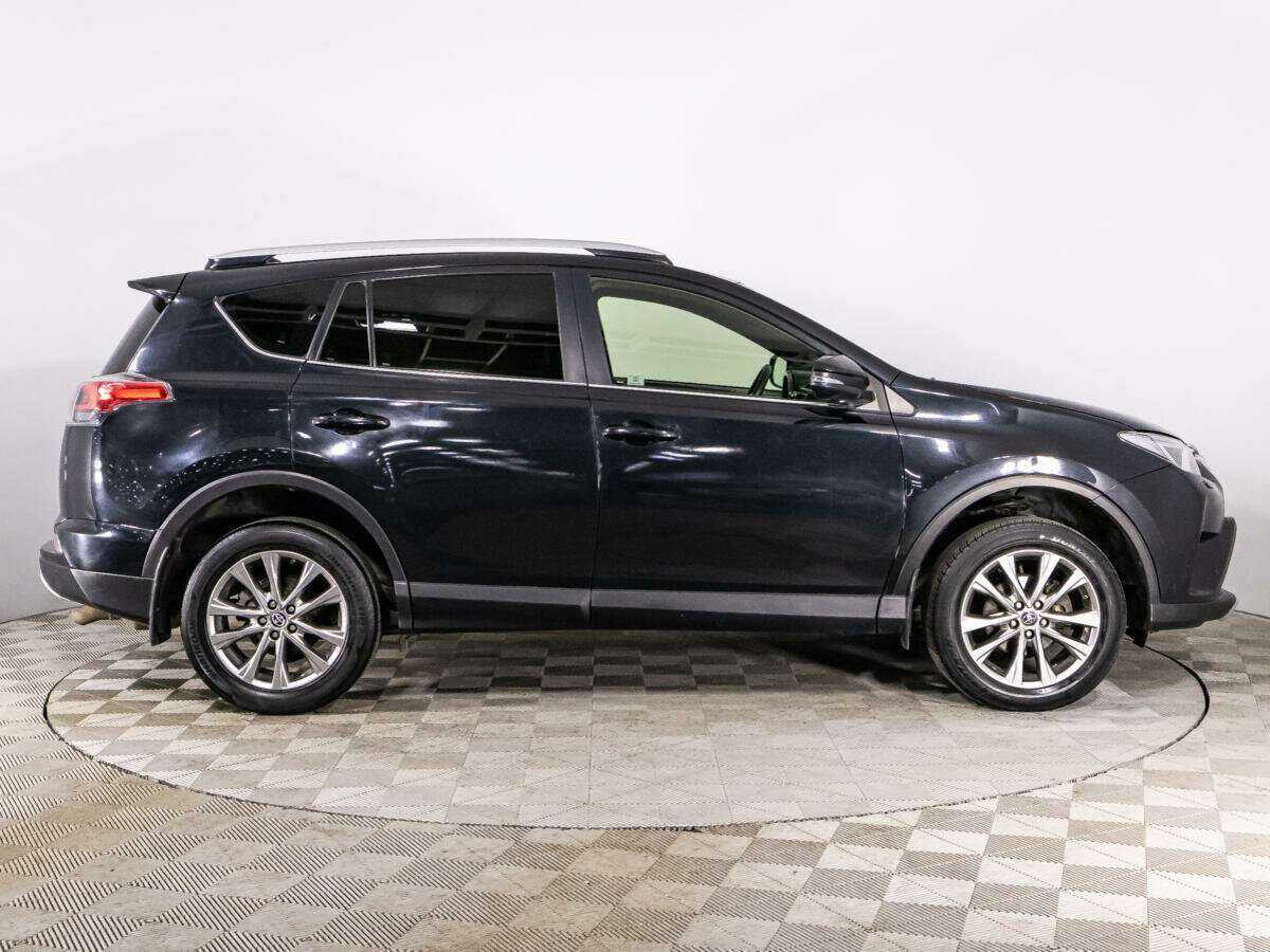 Toyota RAV4 б/у, 2016, Автоматическая. Фото: #3
