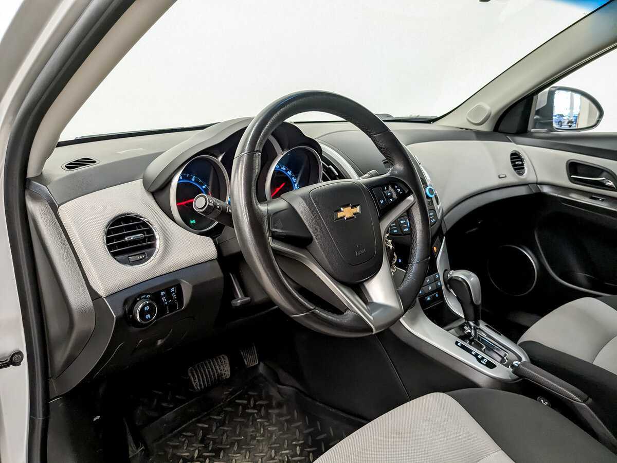 Chevrolet Cruze б/у, 2013, Автоматическая. Фото: #15