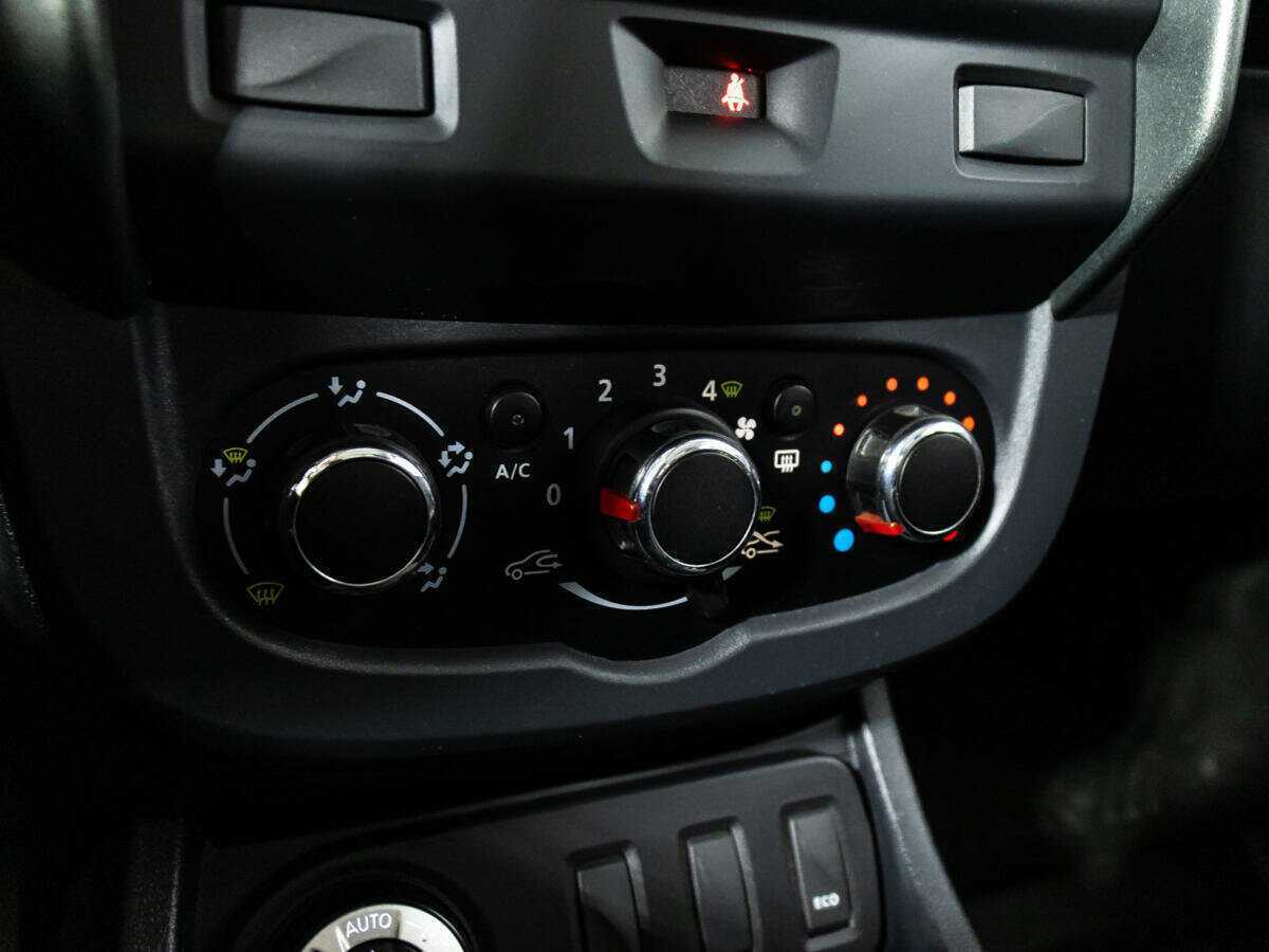 Renault Duster б/у, 2016, Механическая. Фото: #14