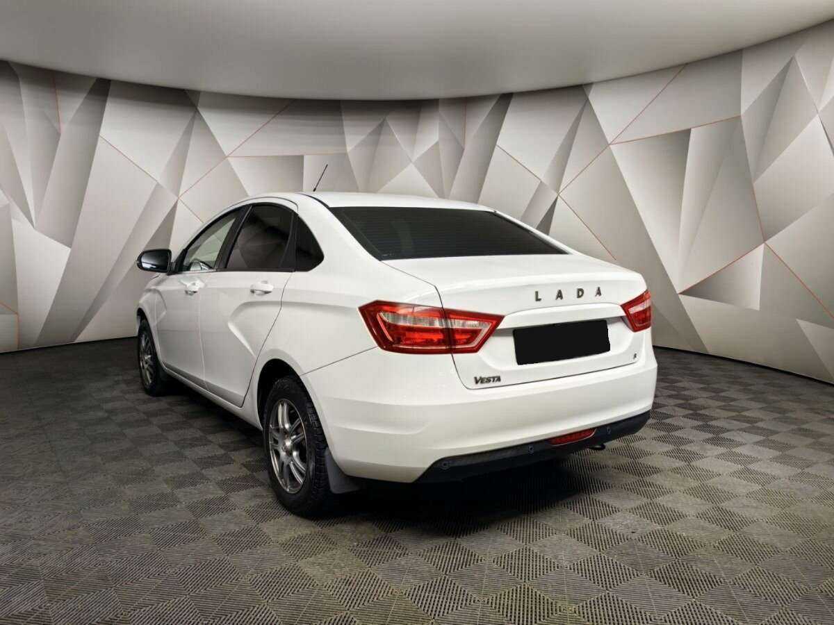 Lada (ВАЗ) Vesta б/у, 2018, Роботизированная. Фото: #2