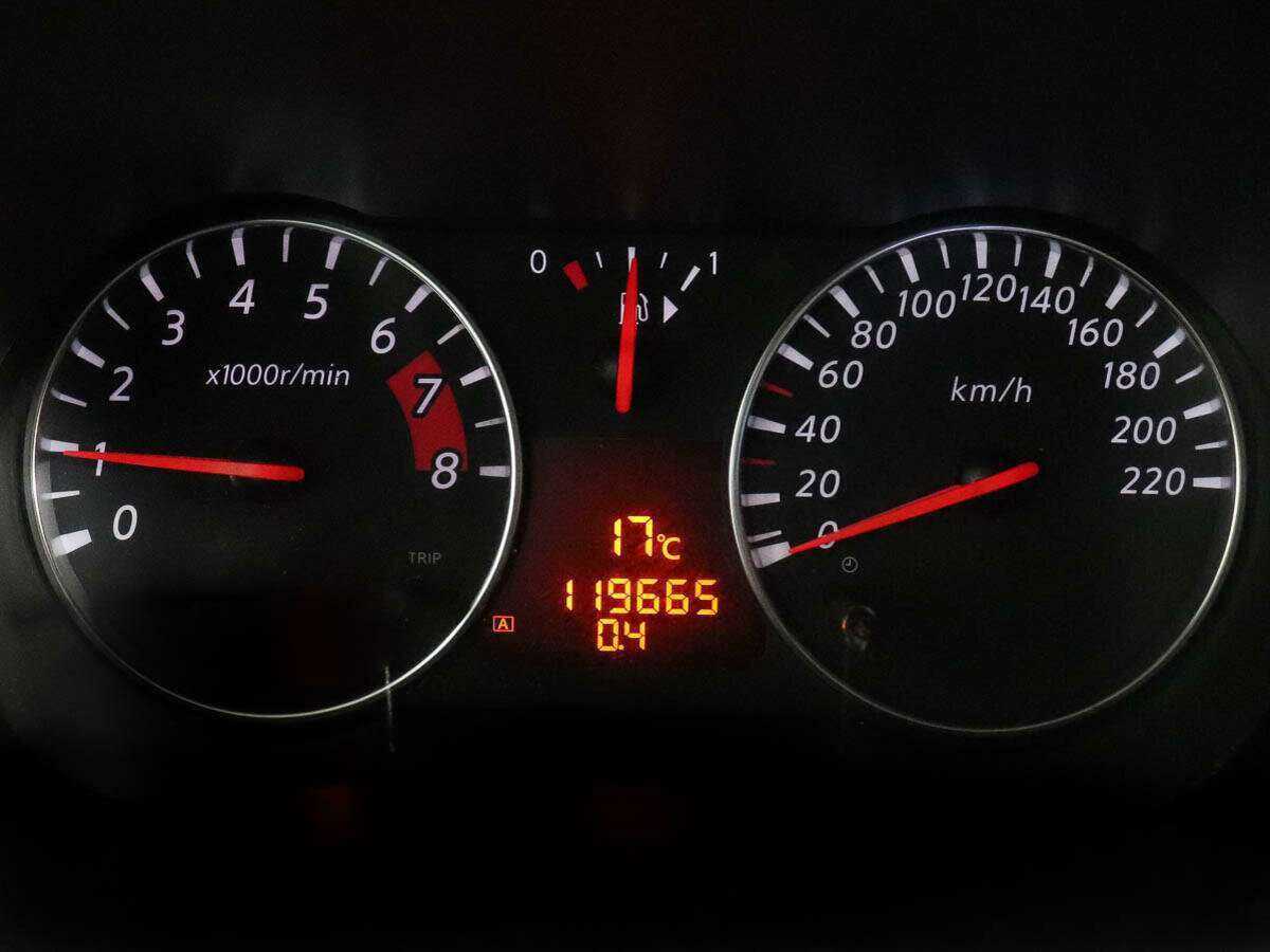 Nissan Note б/у, 2012, Механическая. Фото: #9