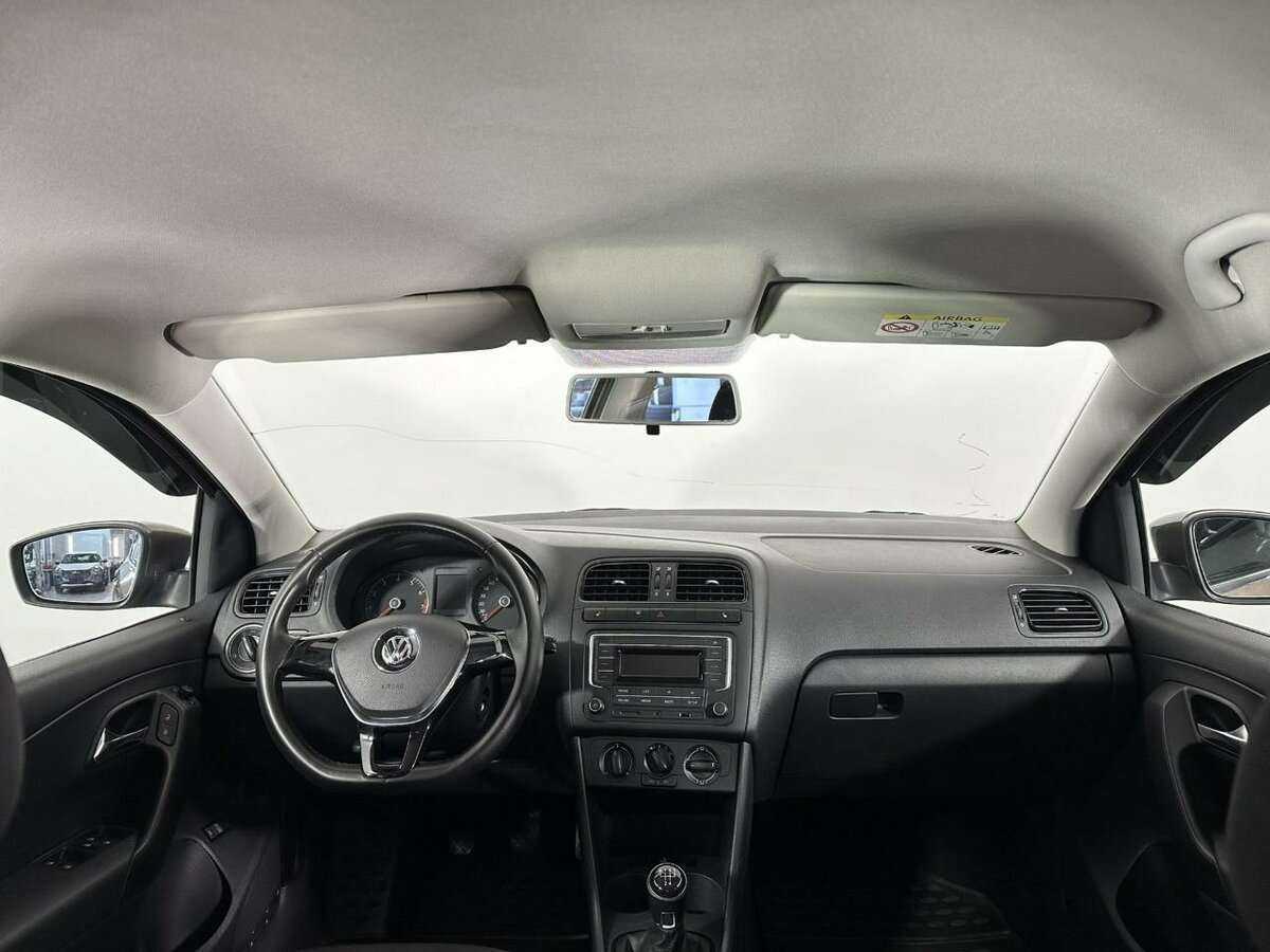 Volkswagen Polo б/у, 2016, Механическая. Фото: #6