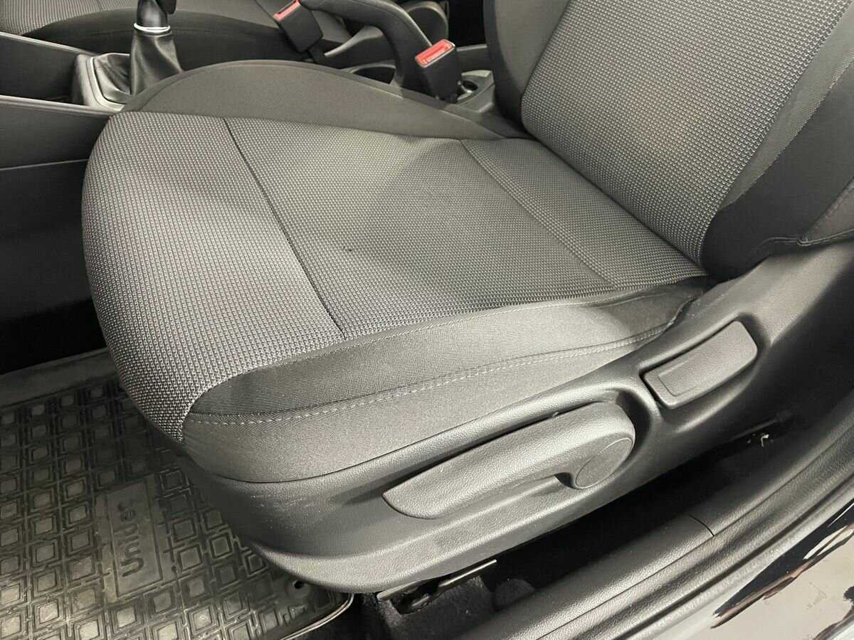 Hyundai Solaris б/у, 2017, Механическая. Фото: #9