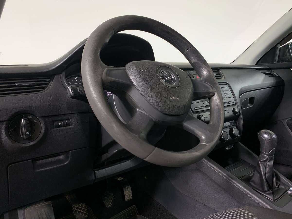 Skoda Octavia б/у, 2014, Механическая. Фото: #8