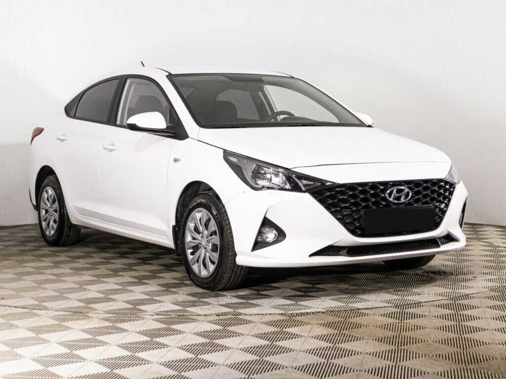 Hyundai Solaris б/у, 2022, Автоматическая. Фото: #2