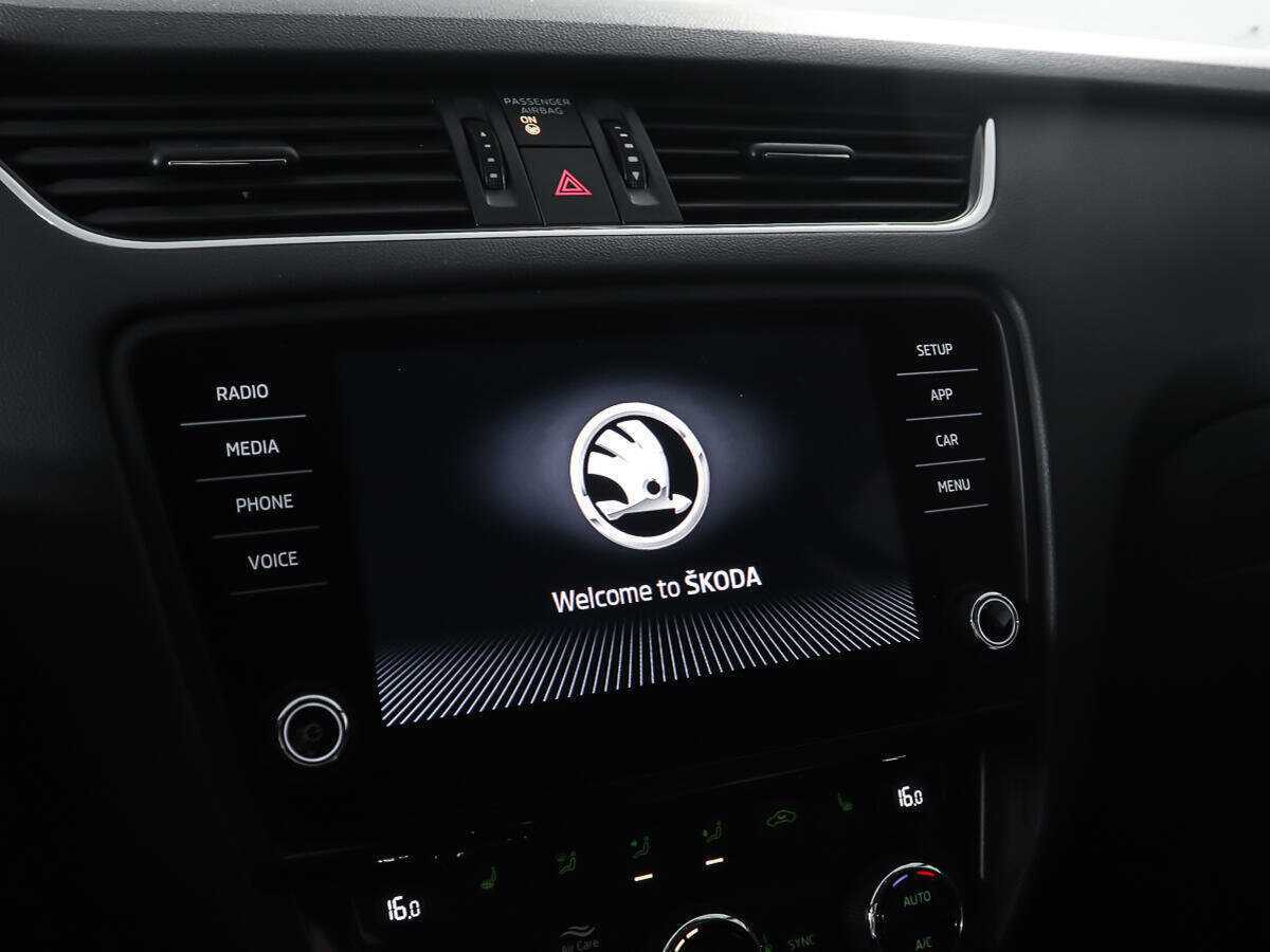 Skoda Octavia б/у, 2018, Роботизированная. Фото: #16