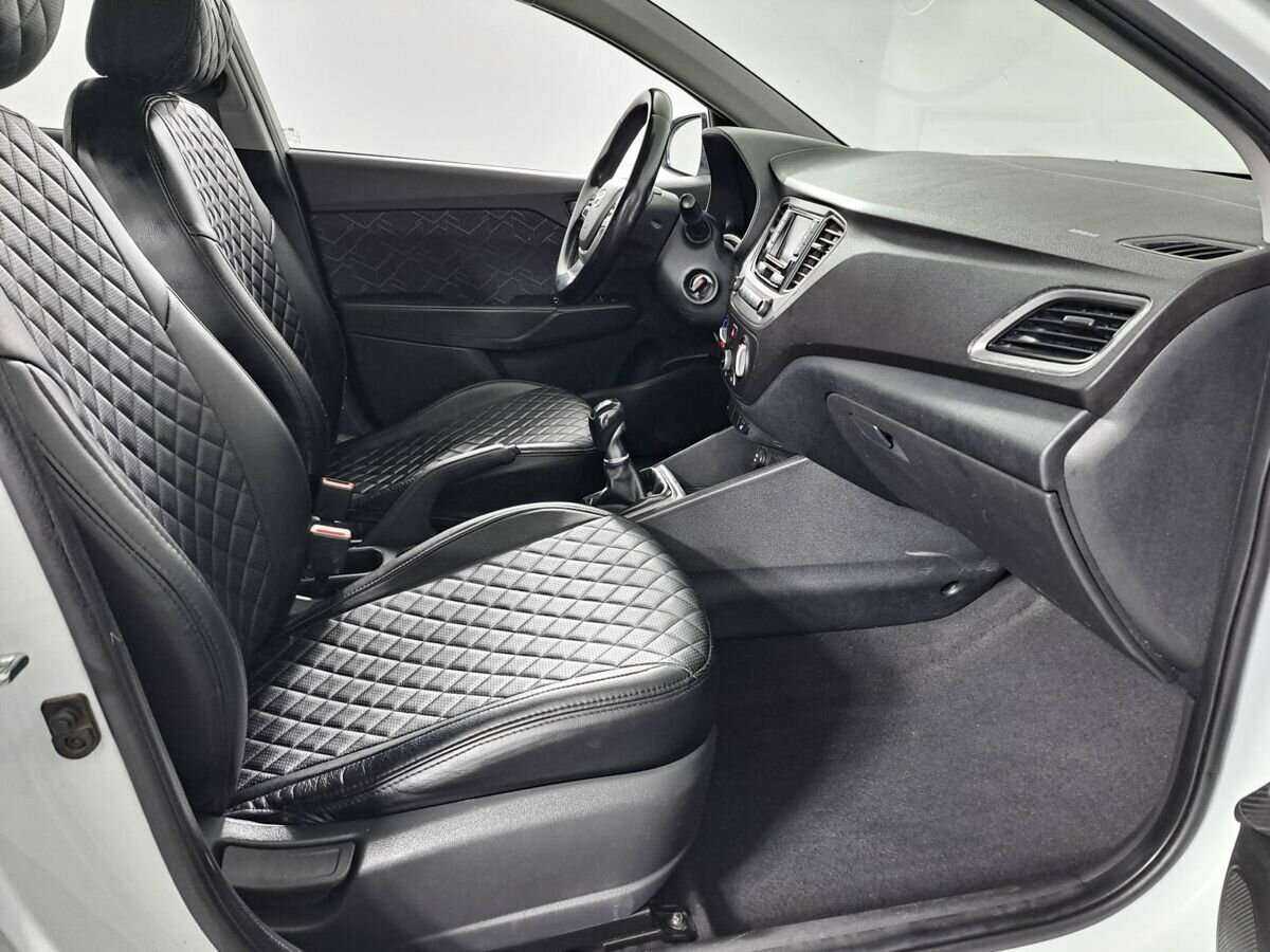 Hyundai Solaris б/у, 2017, Механическая. Фото: #10