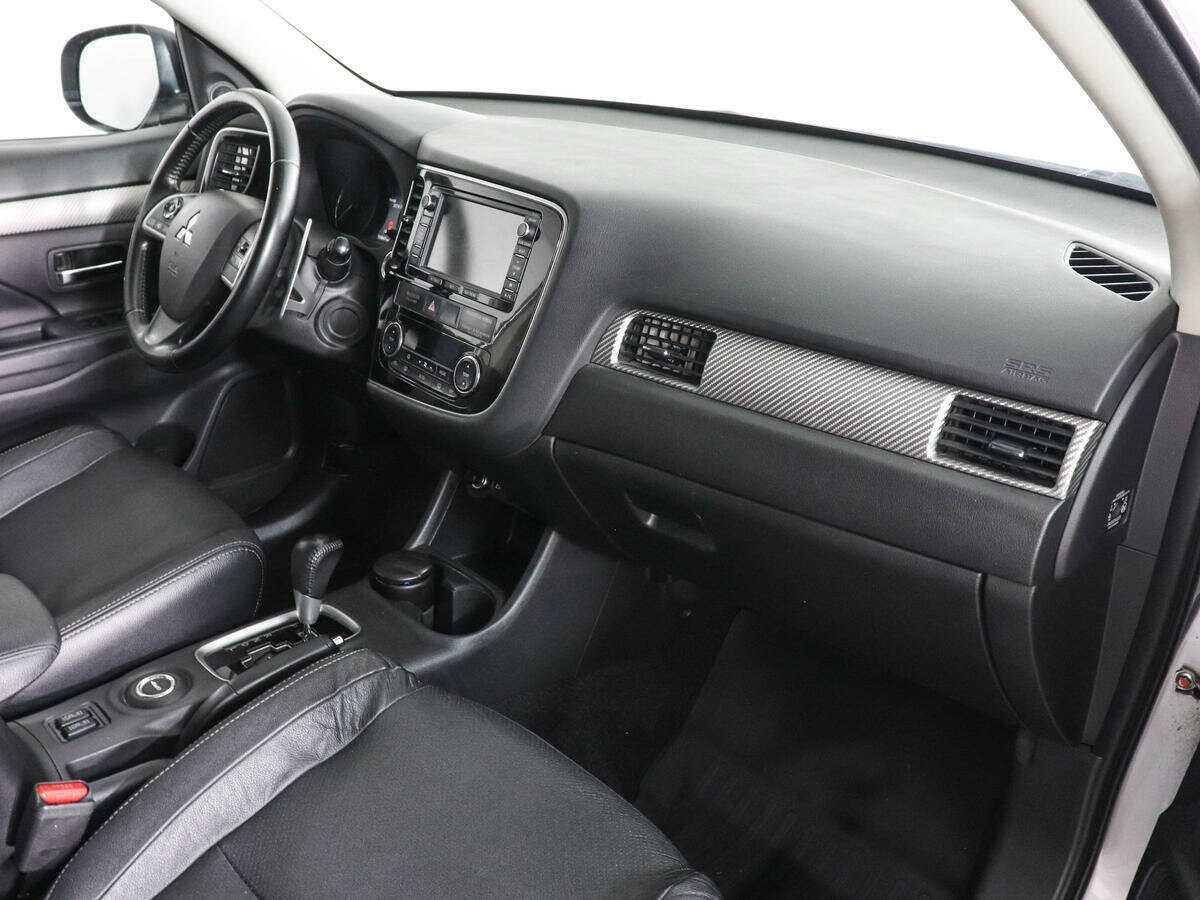 Mitsubishi Outlander б/у, 2014, Вариатор. Фото: #9