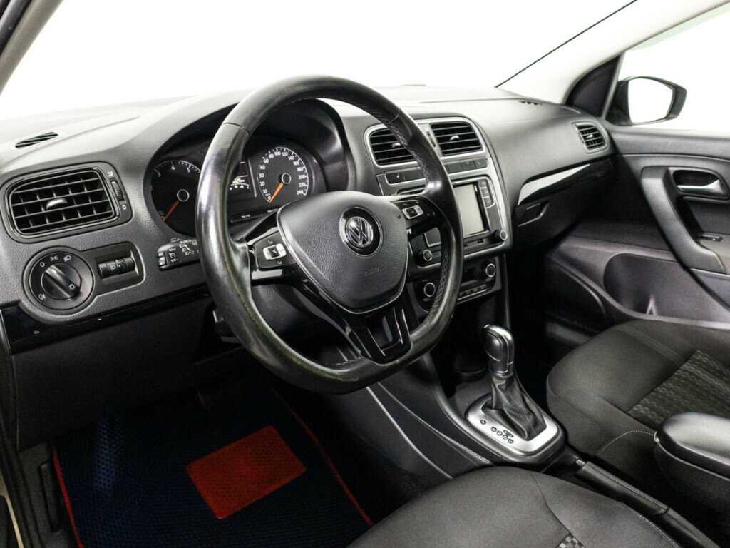 Volkswagen Polo б/у, 2018, Автоматическая. Фото: #10