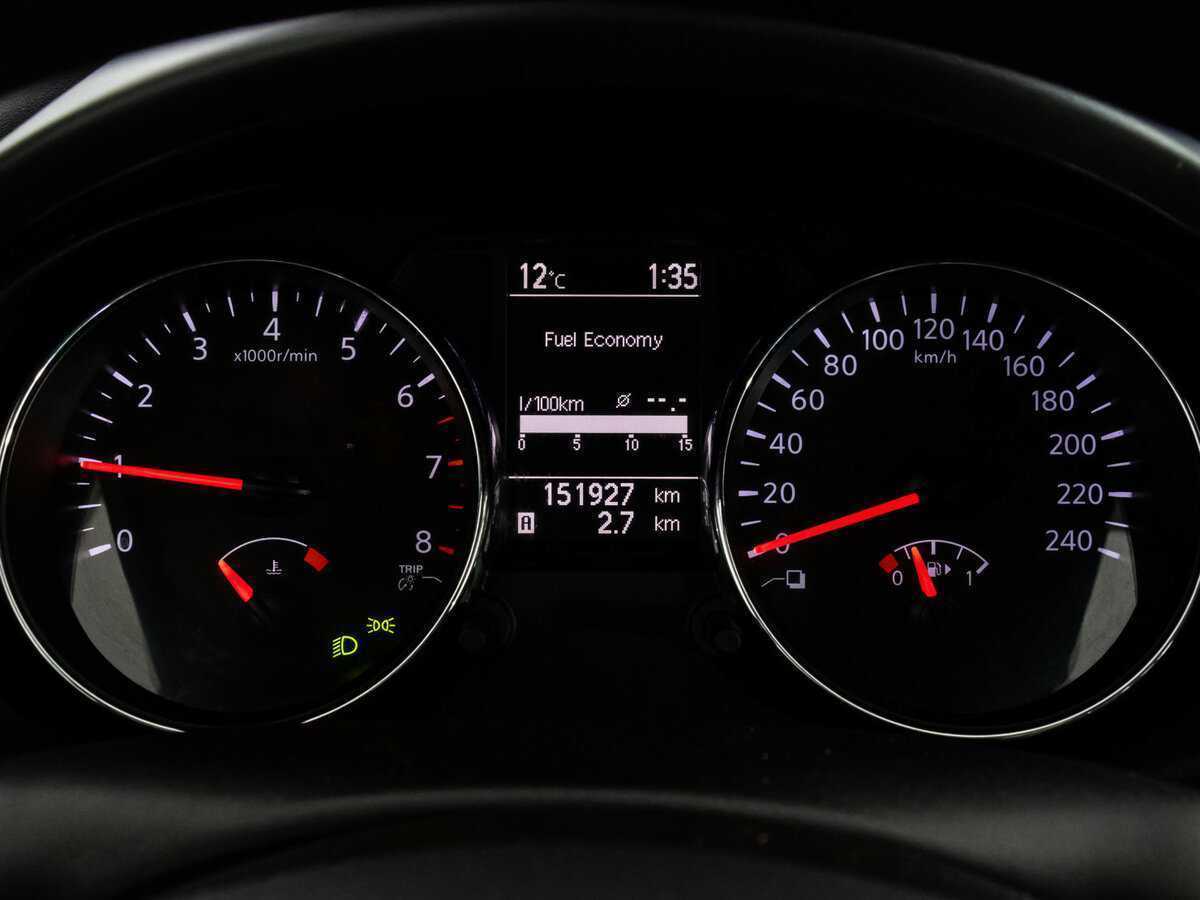 Nissan Qashqai б/у, 2013, Механическая. Фото: #12