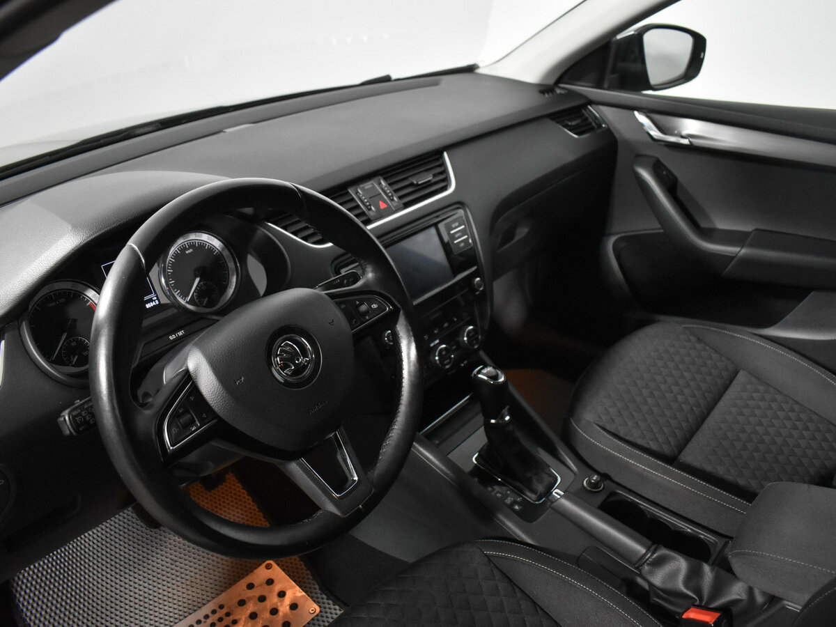 Skoda Octavia б/у, 2017, Роботизированная. Фото: #8