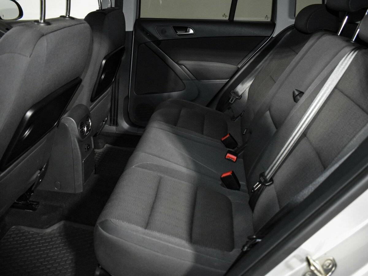 Volkswagen Tiguan б/у, 2013, Автоматическая. Фото: #11