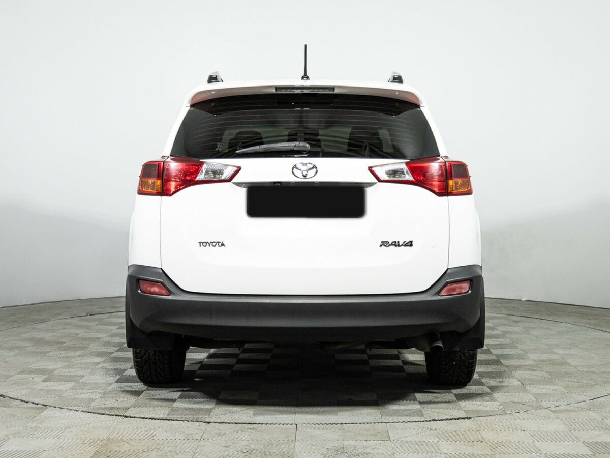 Toyota RAV4 б/у, 2014, Механическая. Фото: #4